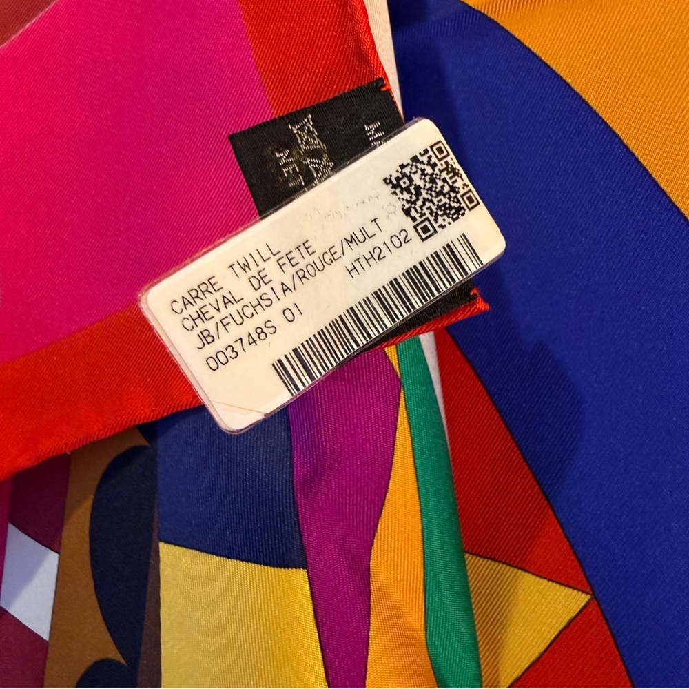 New w/tags and box-HERMÈS CHEVAL de FÊTE Silk Scarf 2021 designed by Jan Bajtlik - Picture 6 of 8